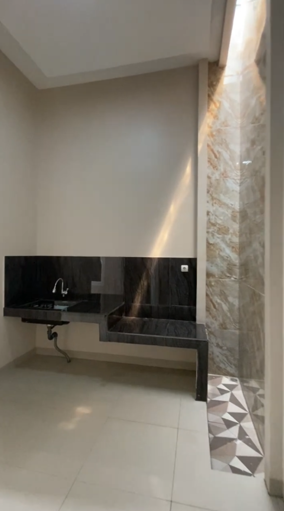 Rumah 3 Kamar Tidur 2 Kamar Mandi