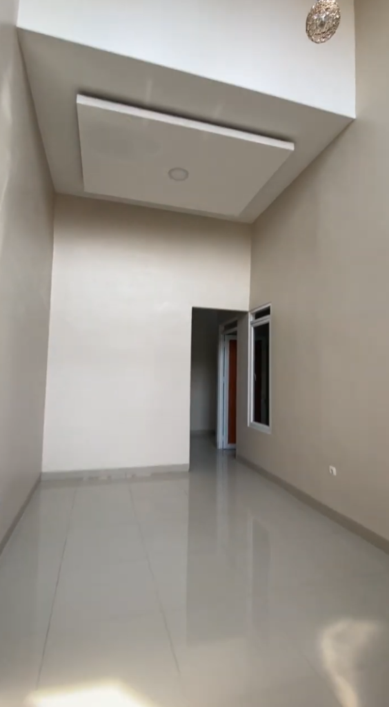 Rumah 3 Kamar Tidur 2 Kamar Mandi